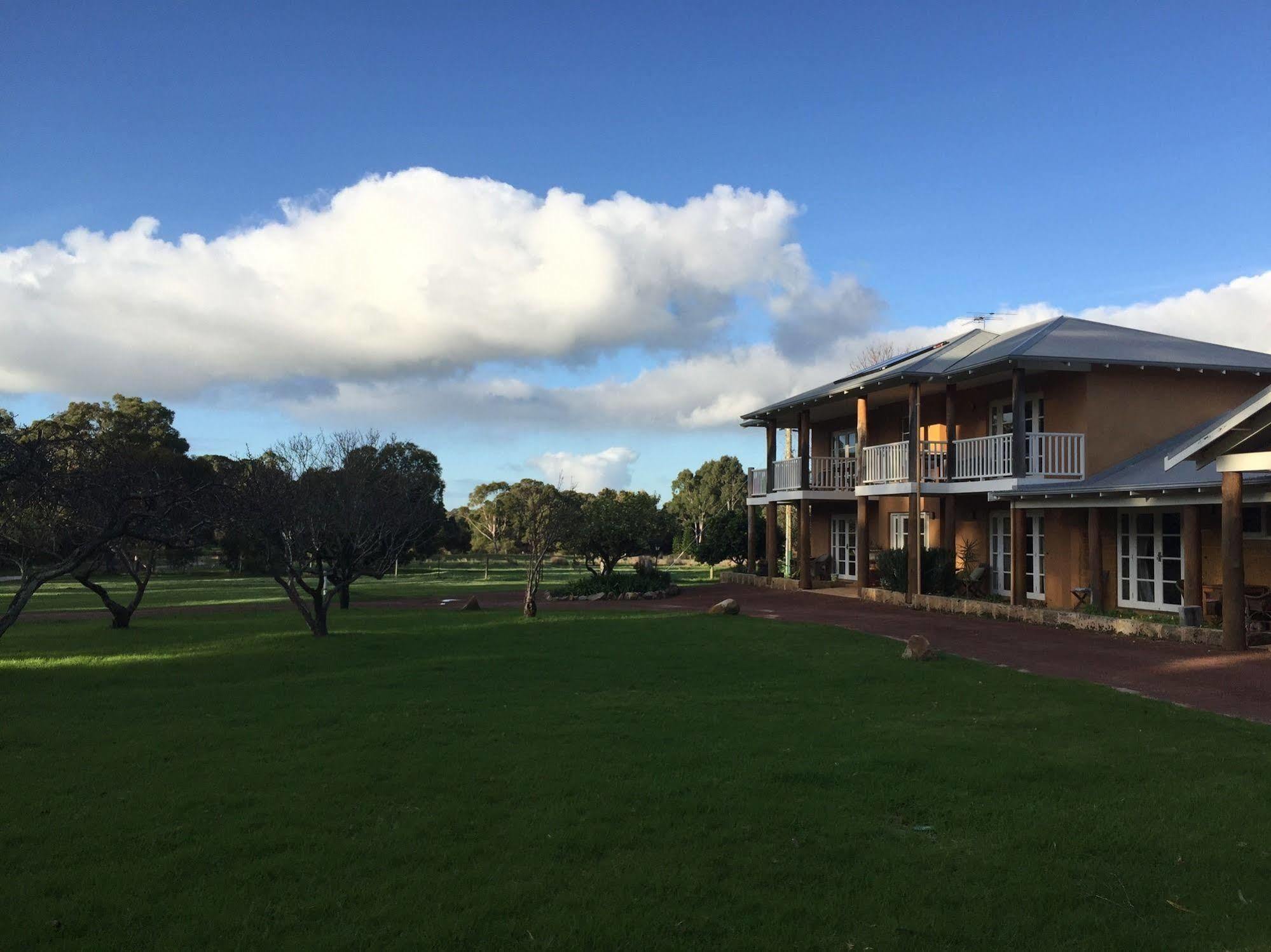 Erravilla Country Estate Spa Suite Accommodation Cowaramup Eksteriør bilde