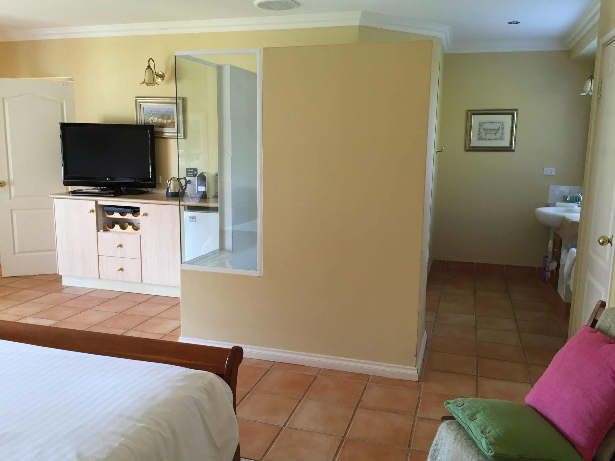 Erravilla Country Estate Spa Suite Accommodation Cowaramup Eksteriør bilde